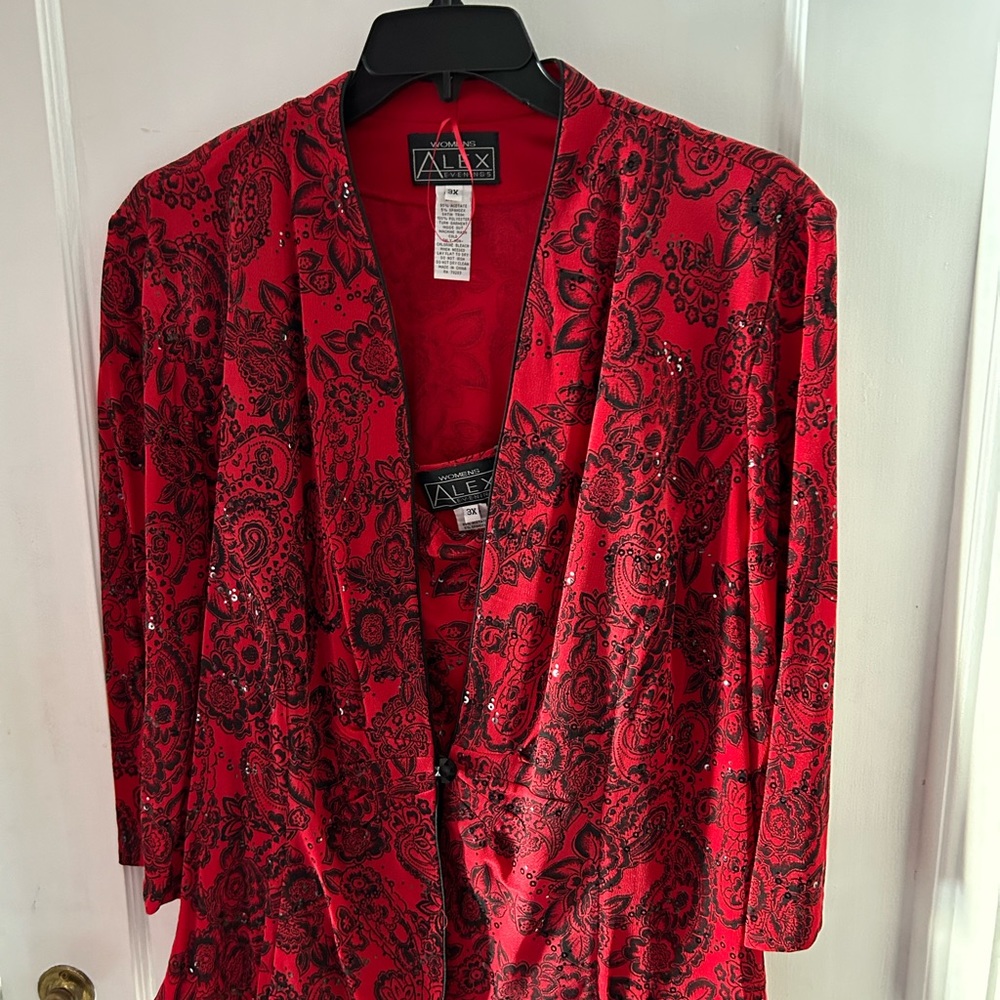 Alex Evenings jacket and Tank